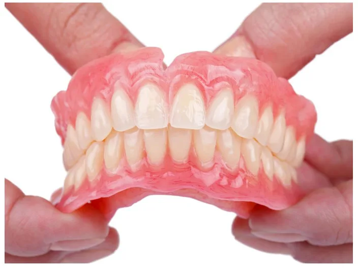 Hàm tháo lắp dẻo toàn hàm